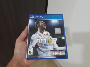 FIFA 18 PARA PLAY 4 ESTA PRÁCTICAMENTE NUEVA NO LE REBAJO