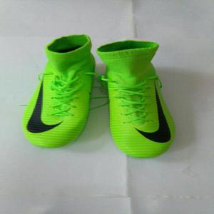 Guayos Nike Bota Verde Talla 41 Nuevos - Bogotá