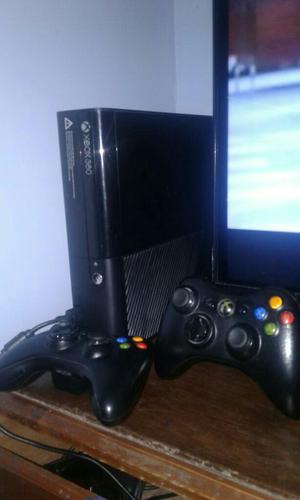 Se Vende Xbox 360 Slim 5.0 Como Nuevo