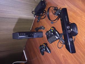 Xbox 360 con Kinect Ligeramente Usado
