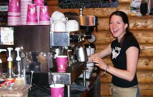 Auxiliar de cafetería experiencia en máquina. Espresso
