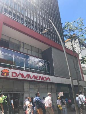 LOCAL EN VENTA CENTRO DE BUCARAMANGA COD.3096567 -