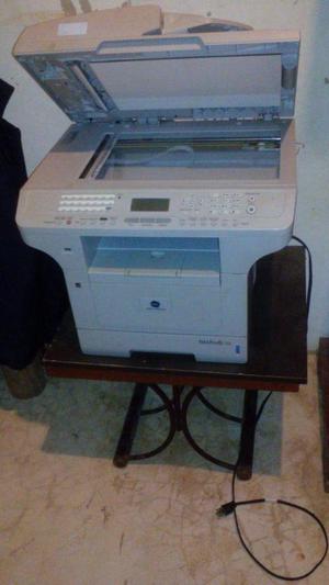 Se vende impresora casi nueva