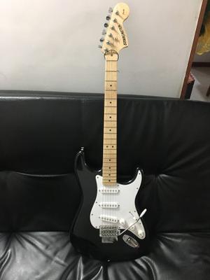 Guitarra Eléctrica Fender Startcaster