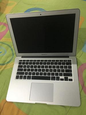 macbook air  core i disco solido excelente