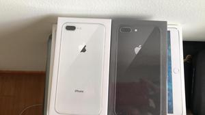 iPhone 8 plus nuevo en negro y blanco