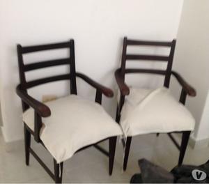 Vendo Bonitas silla en Minbre para su sala u oficina