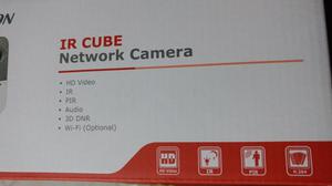 Camara Ip Cube Hikvision