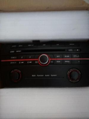 Equipo de sonido original Mazda 3