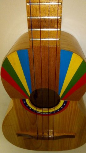 Cuatro Instrumento Musical Llanero