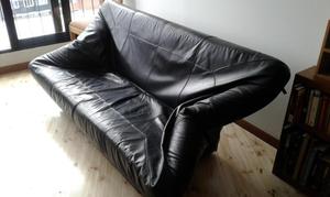 Sofa cama de cuero negro