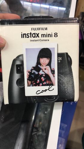 Camara Instantánea Fujifilm Instax Mini 8