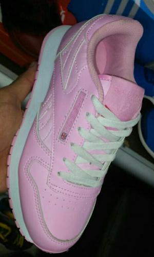 Vendo Reebok para Mujer