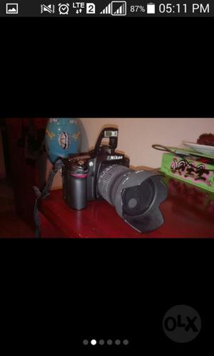 Camara Nikon D80