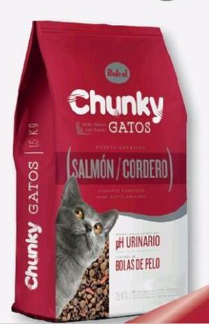 Chunky Gatos Salmon Y Cordero 8kg