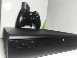 Consola Xbox 360 Súper Slim E 4 gb 5.0 con 1 control