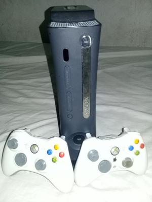 Vendo Xbox 360 Elite de 120 Gb