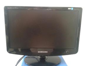 Samsung SyncMaster 632NW 15.6 Wide LCD Monitor