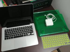 Macbook Pro  Ram Y 500gb. Full