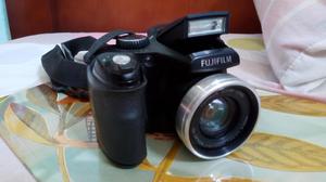 Camara Fuji Semiprofesional en Buen Esta