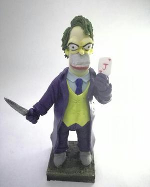 Figura Homero Joker