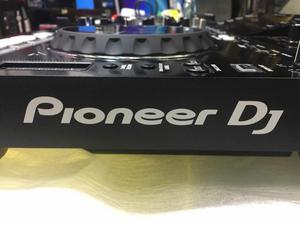 Controlador Pioneer Dj Xdjrx Como Nueva
