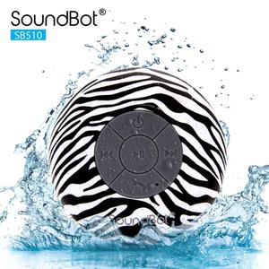 Parlante marca SoundBot resistente al agua