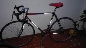 Cicla Pinarello con semitubos