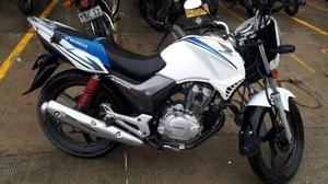 SE VENDE MOTO HONDA CB 125. MODELO 