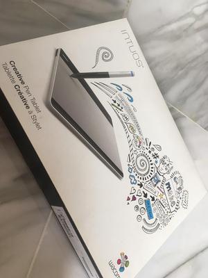 Wacom Intuos Mini COMO NUEVA