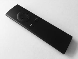 Control Remoto Negro Generico Nuevo Para Apple Tv 2 Y Apple