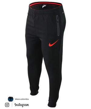 Sudadera Jogger Nike