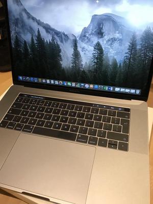 MacBook Pro 15 Touch Bar 256 GB finales de  Space Grey