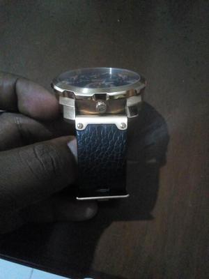 vendo reloj disel dz cristal mineral y acero inoxidable