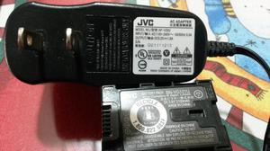 Adaptador y Batería JVC