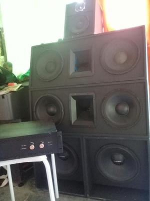 Vendo Equipo de Sonido Completo con Ampl