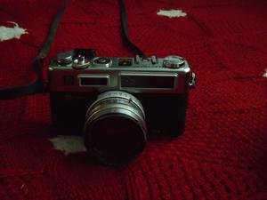 CAMARA YASHICA