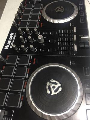 CONTROLADOR NUMARK MIXTRACK PRO 2 DJ