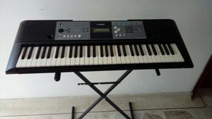 Organeta Yamaha Psr E 233