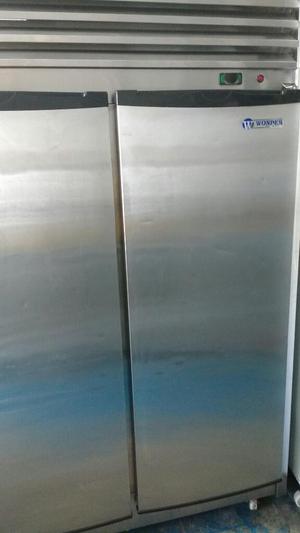 Congelador Vertical Doble en Acero