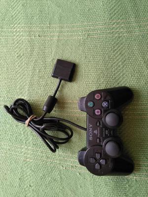 Se vende control de PS2. No cambios solo efectivo.