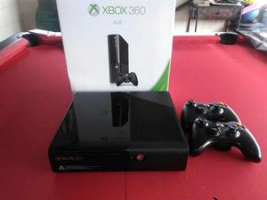 Xbox 360E slim como nuevo ganga