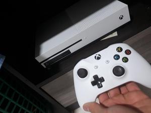Xbox One S 3meses de Uso