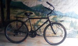 Bicicleta Vintage con sillin de cuero.