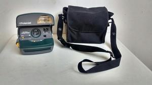 Camara Instantánea Polaroid con Estuche