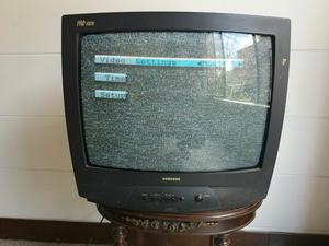 Televisor 20 Pulgadas Bueno