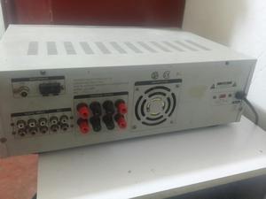 Amplificador con Radio