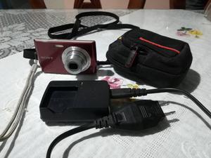 Camara Sony CyberShot 12.1 Megapixels, color rojo poco uso