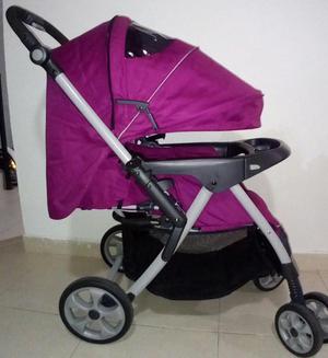 Coche con portabebe y base para carro