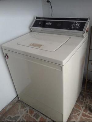 VENDO LAVADORA WHIRLPOOL AMERICANA